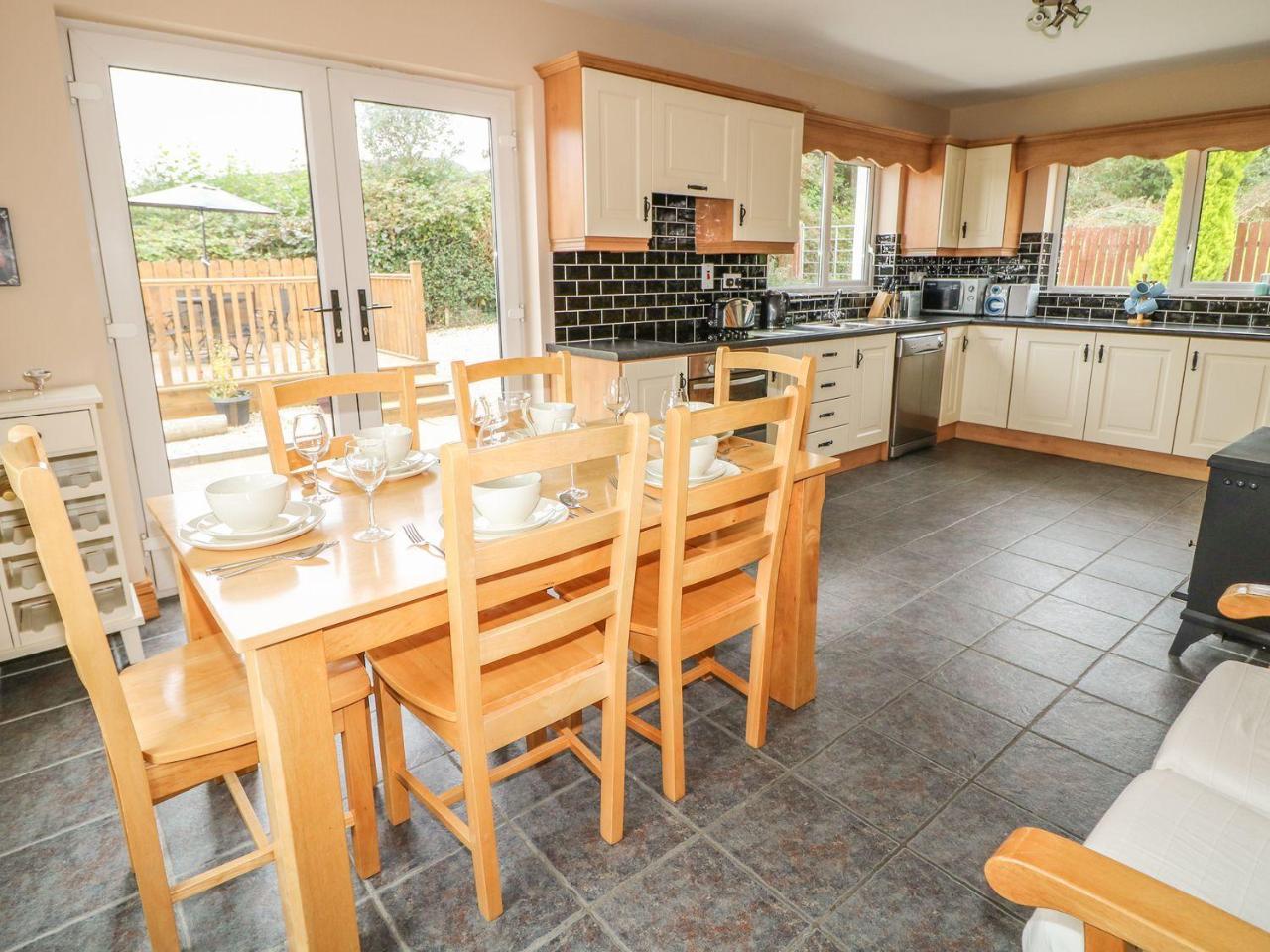 Kate'S Cottage Rathmullan Exterior foto